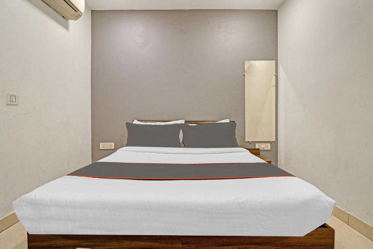 Collection O Seven Heaven Hotel New Delhi Luaran gambar
