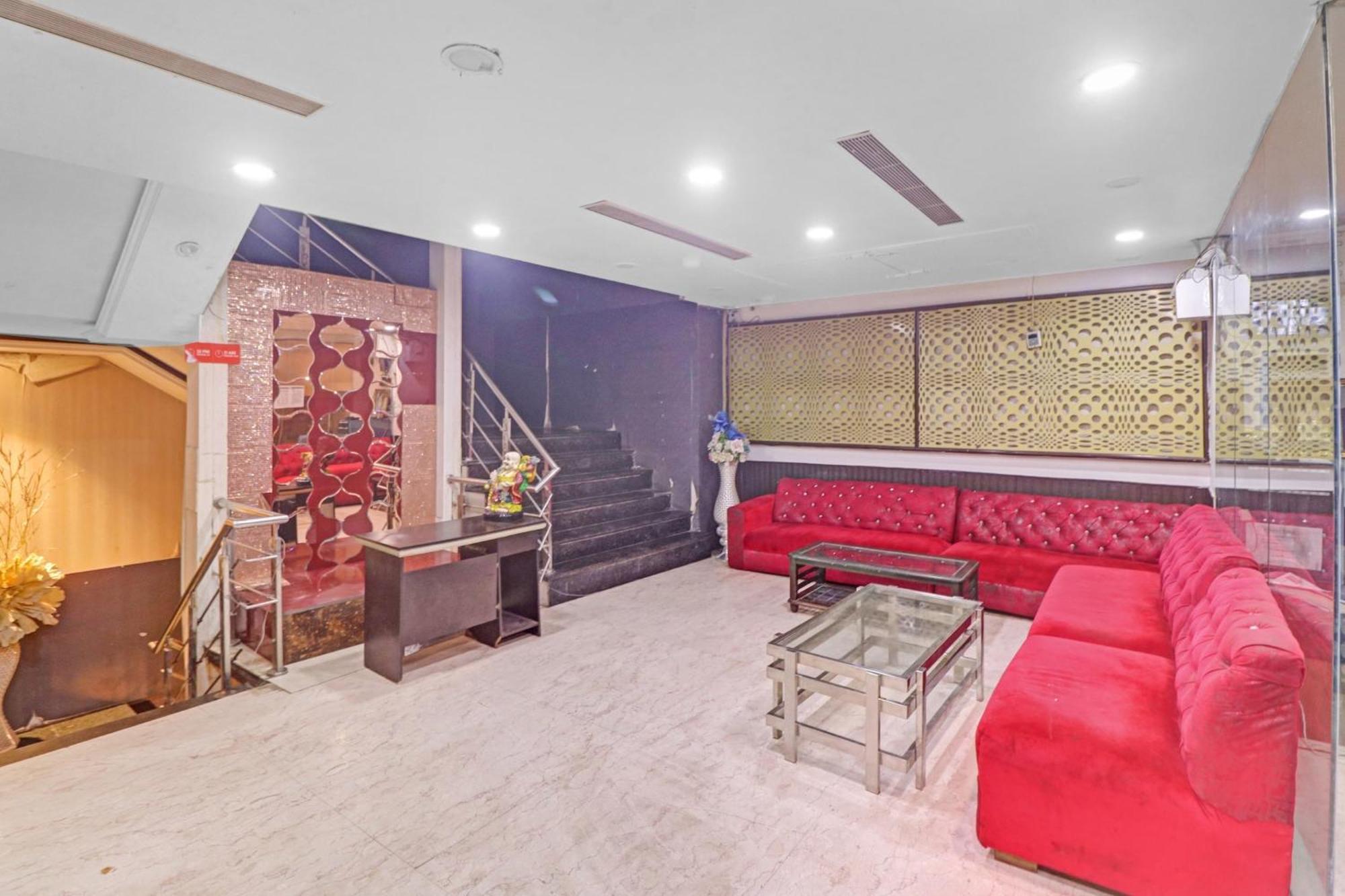 Collection O Seven Heaven Hotel New Delhi Luaran gambar
