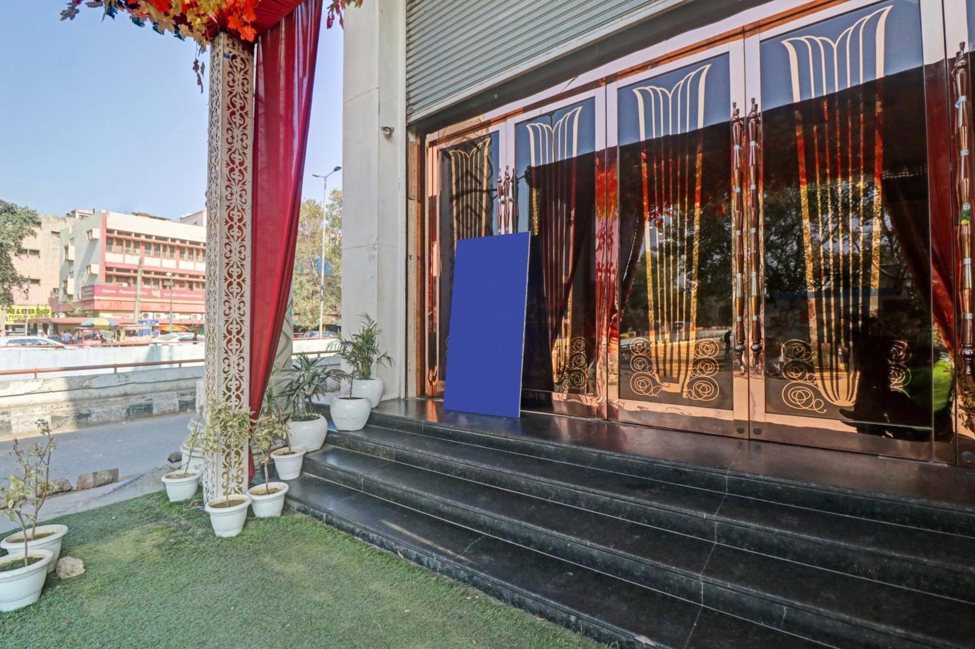 Collection O Seven Heaven Hotel New Delhi Luaran gambar